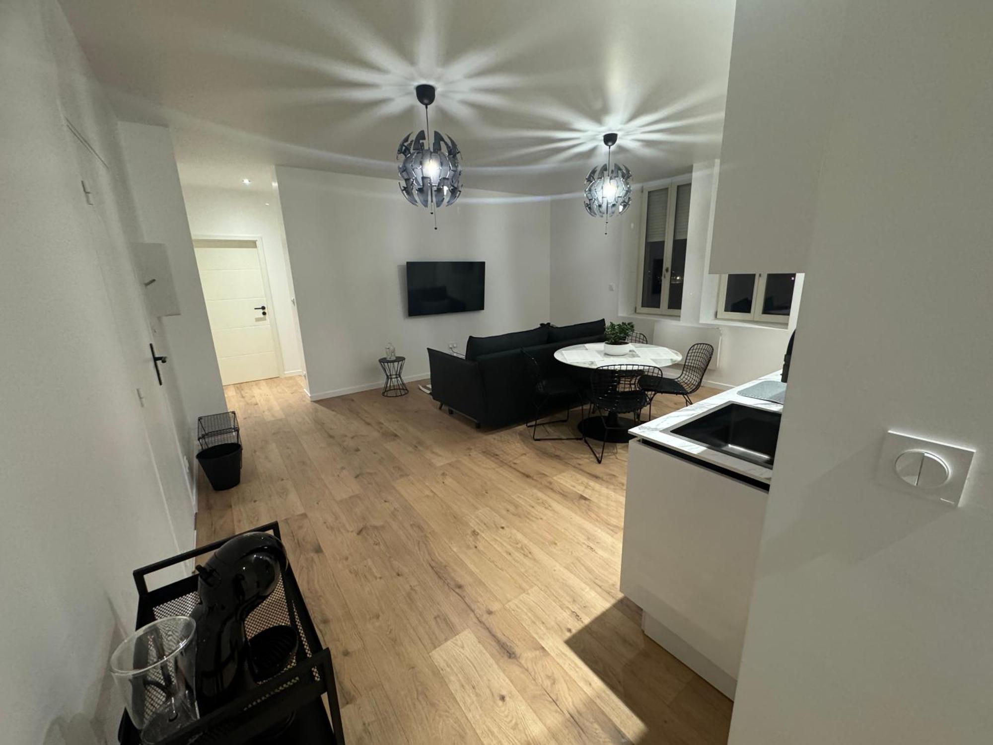 Appartement VIII - Haut Standing Proche Luxembourg Et Cattenom Nilvange Exteriör bild
